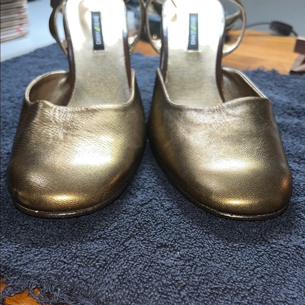 DKNY Gold Slingback Heels with Rounded Toe - Picture 10 of 14